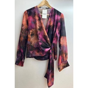  Wrap bluse